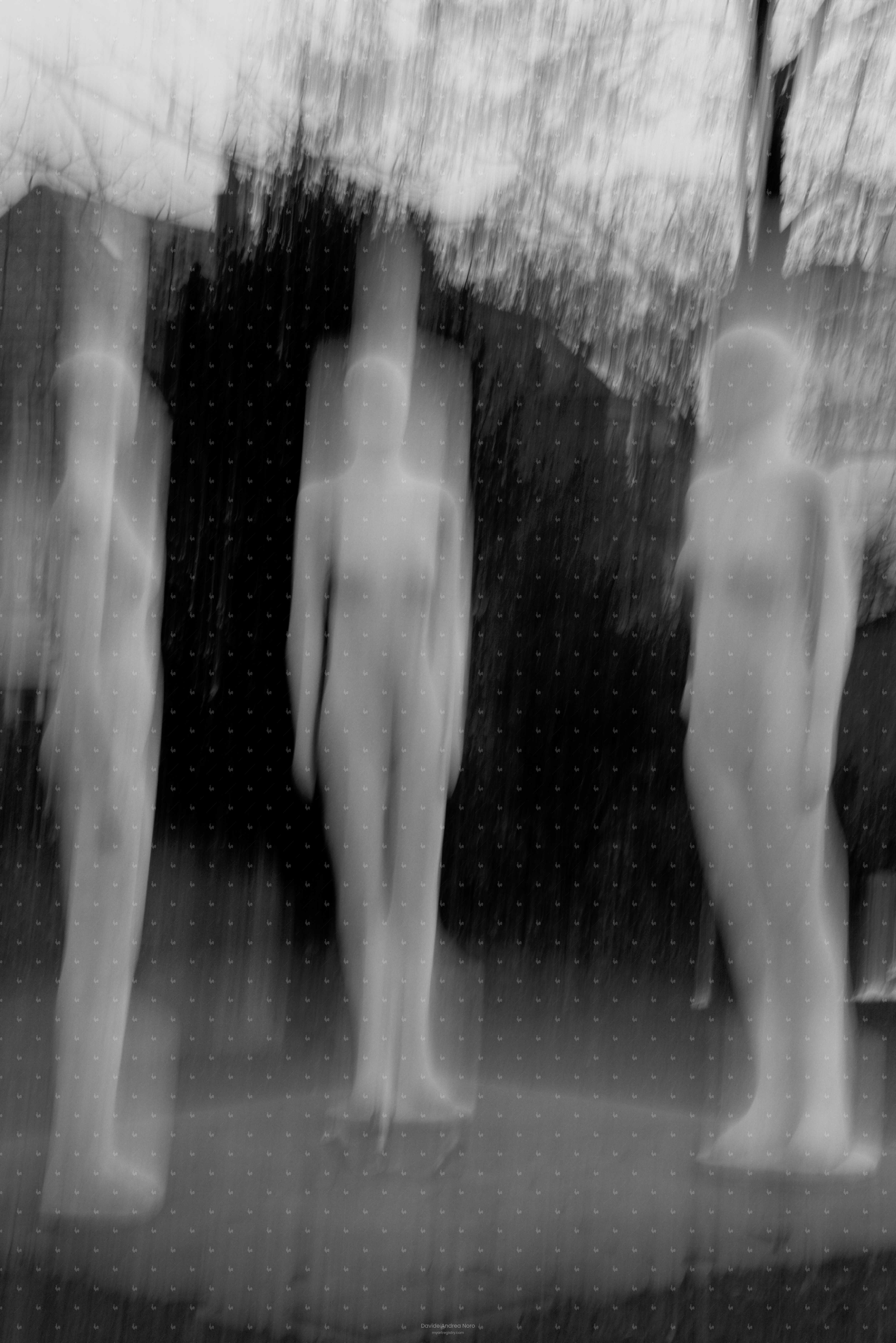 Dancing statues