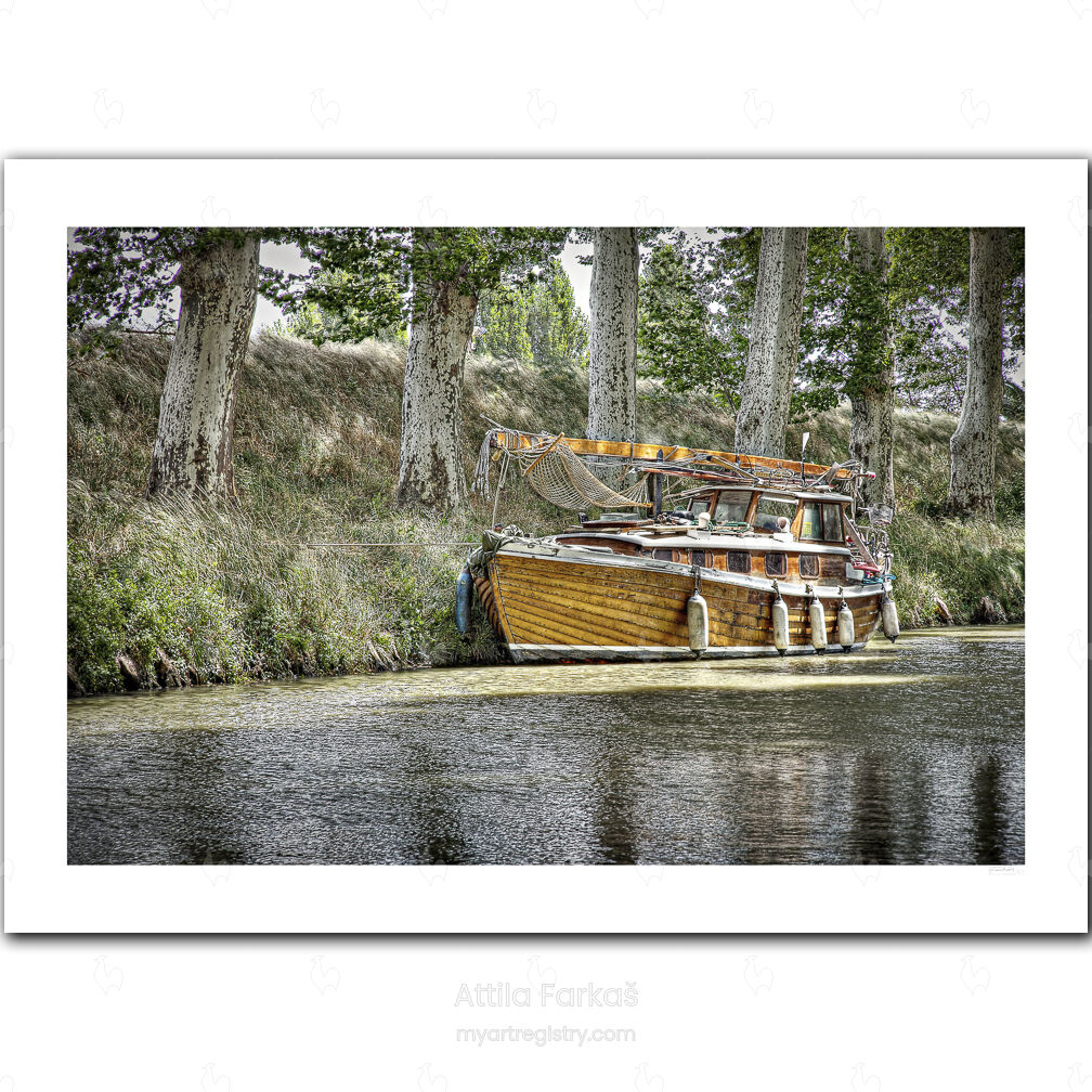 Boat on Canal du Midi