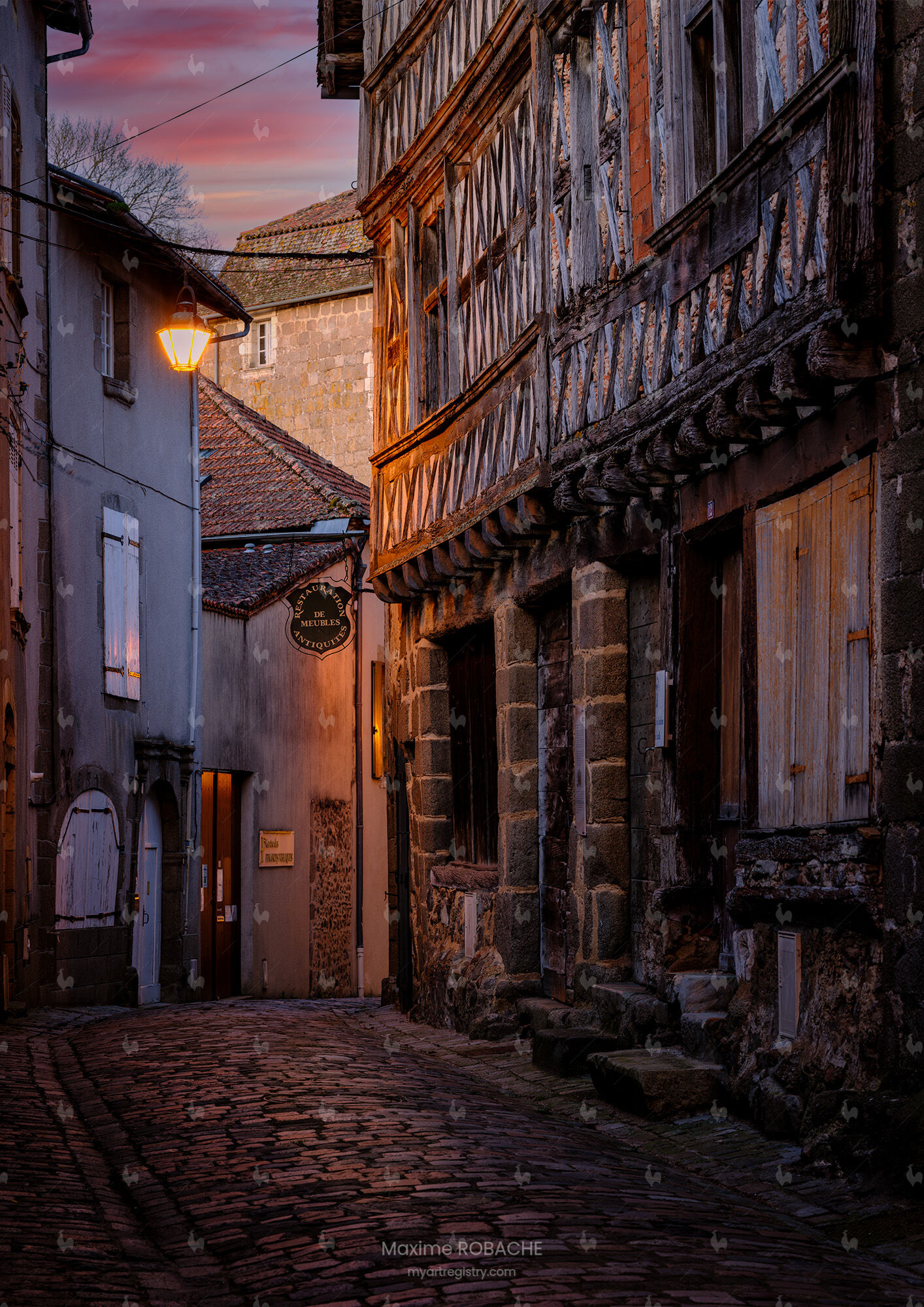 Confolens, rue du Soleil