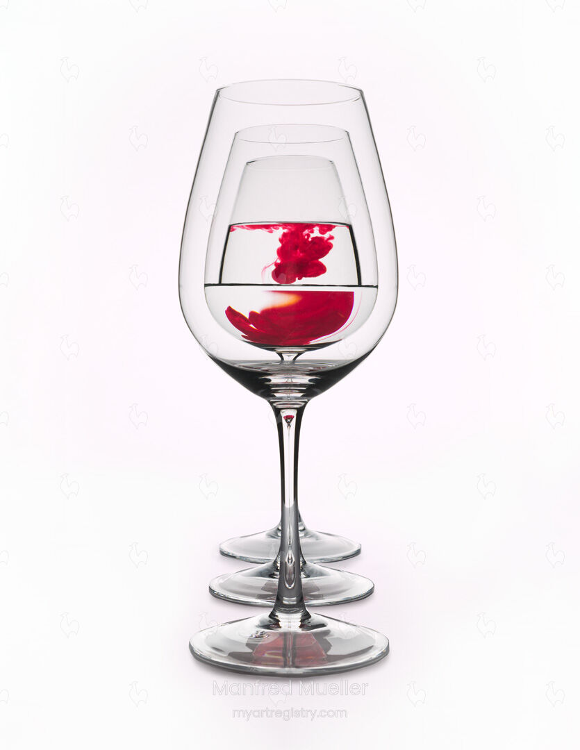 Red & White – Three Wine Glasses