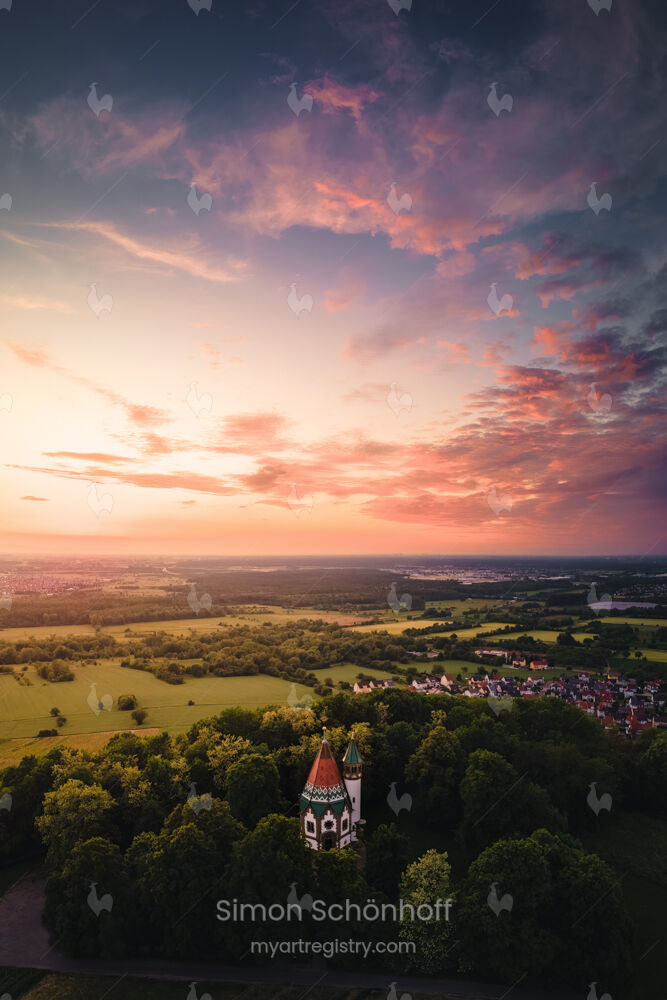 Abendrot über der Letzenbergkapelle