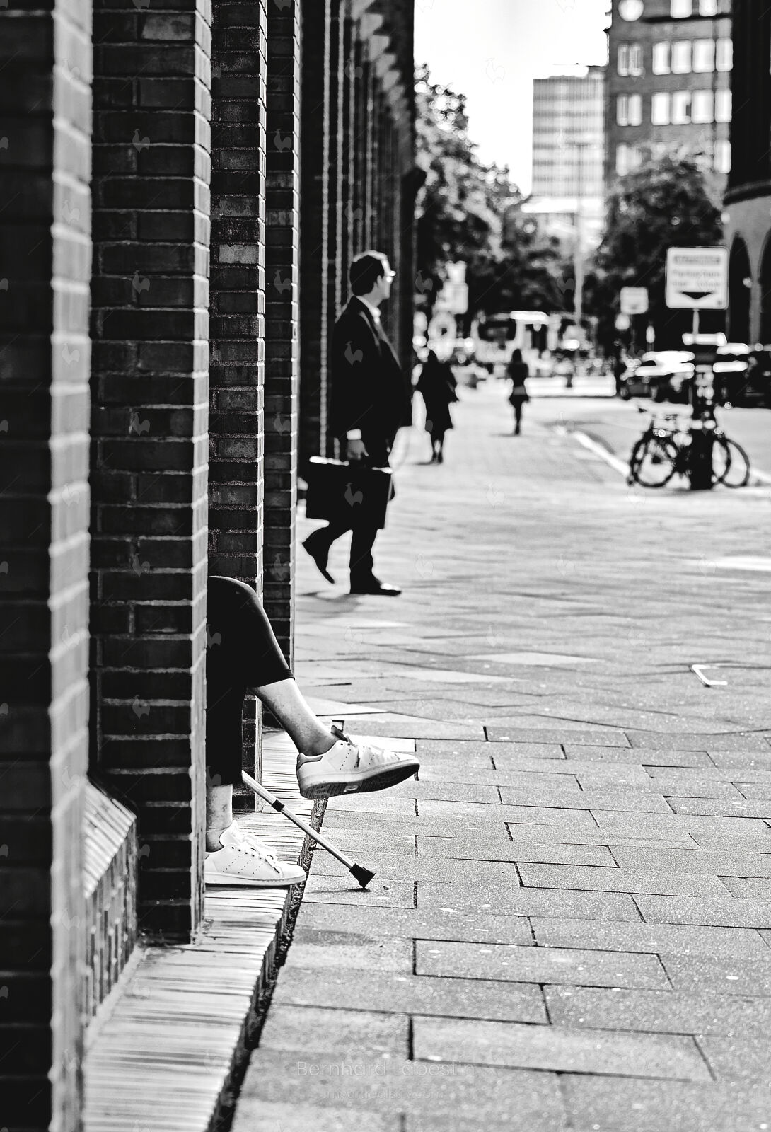 Men and Bricks #3 / 33x48cm (A3+)