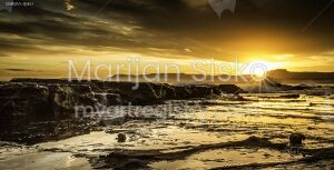 "Lighthouse Surf" Gerroa.
