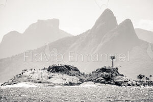 Rio 03, from the series "Quase Arromba a Retina de Quem Vê"