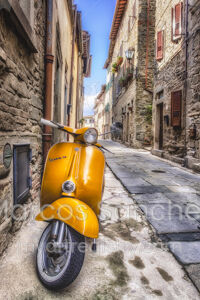 Vespa Amarela