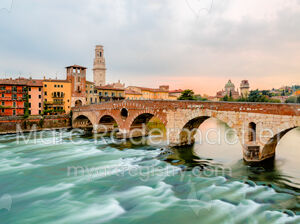 Ponte Pietra