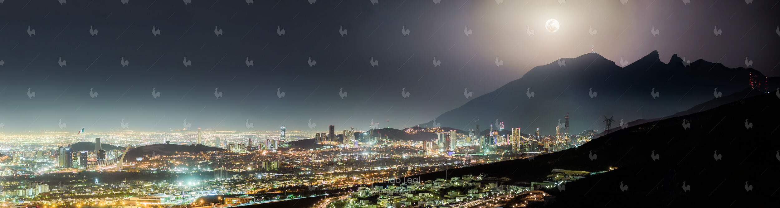 Monterrey Moonscape - Gigante