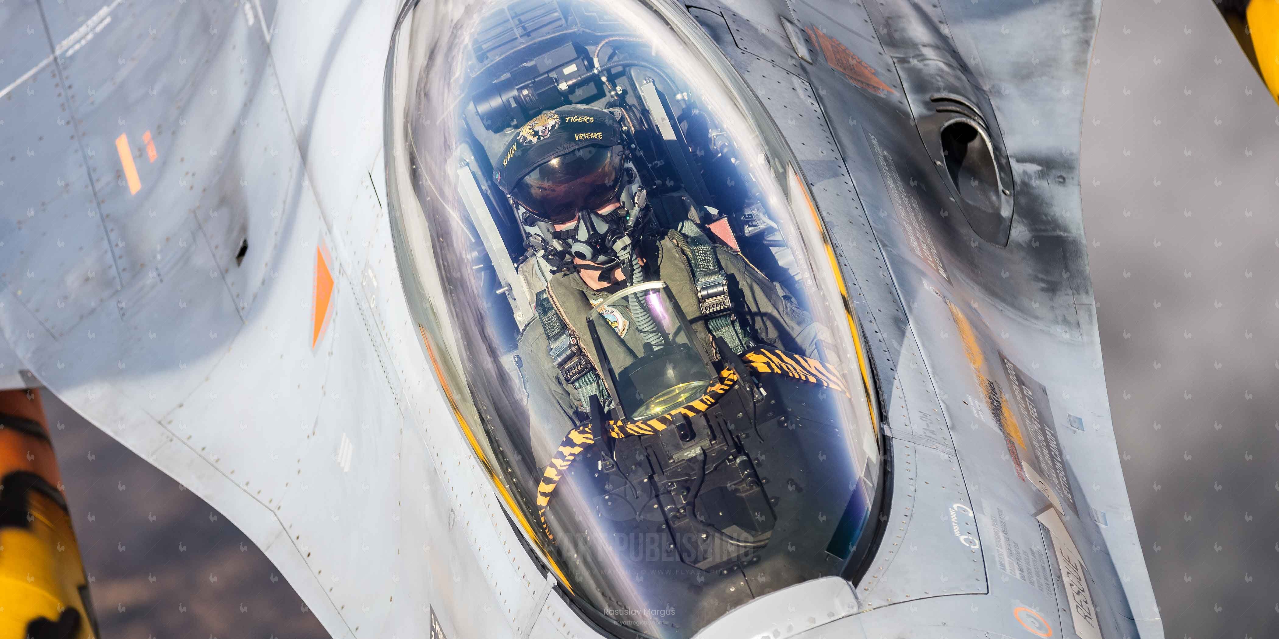 Belgian F-16 Falcon 10