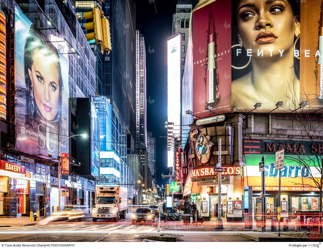 FLASH IN TIME SQUARE