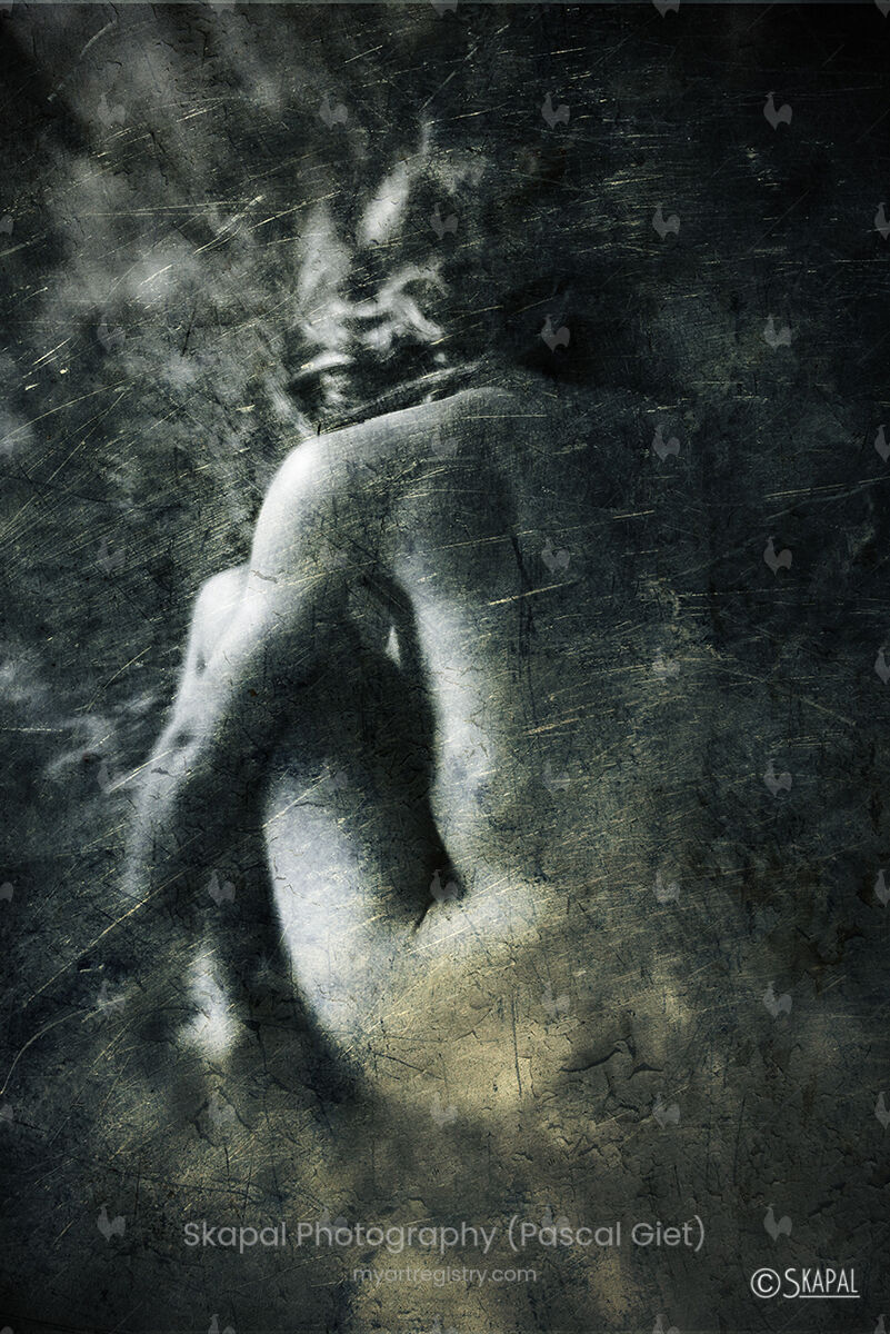 296659 " A défaut de sculpture, la matière en armure"