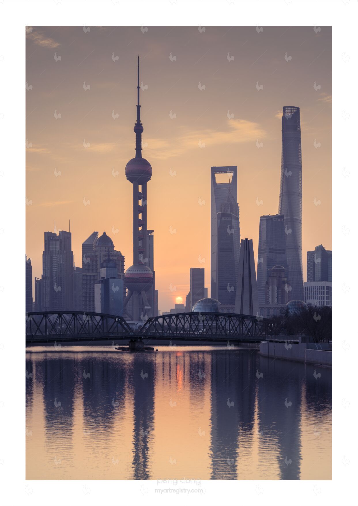 Dawn of the raising Shanghai