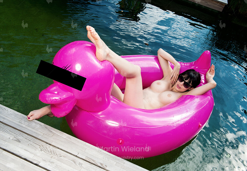 Rubberduck ( Censored )