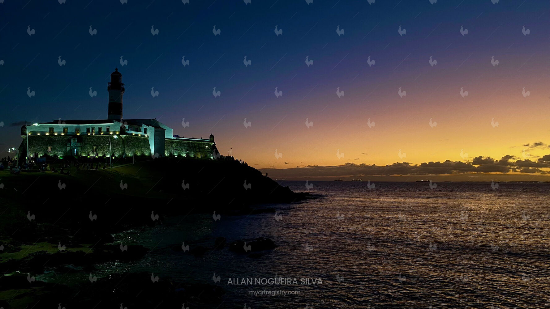 Farol da Barra na hora de ouro