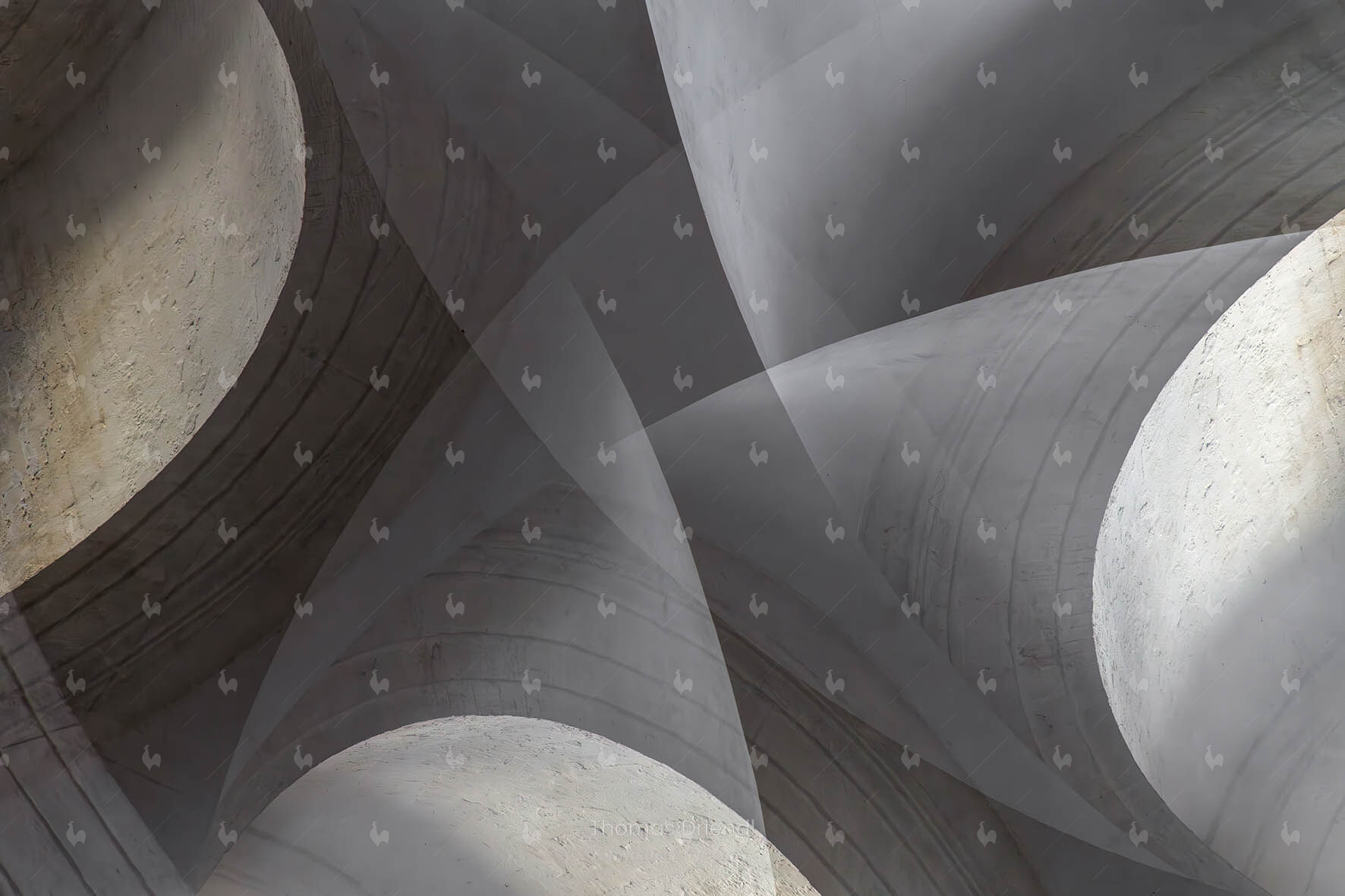Fragmented Arches