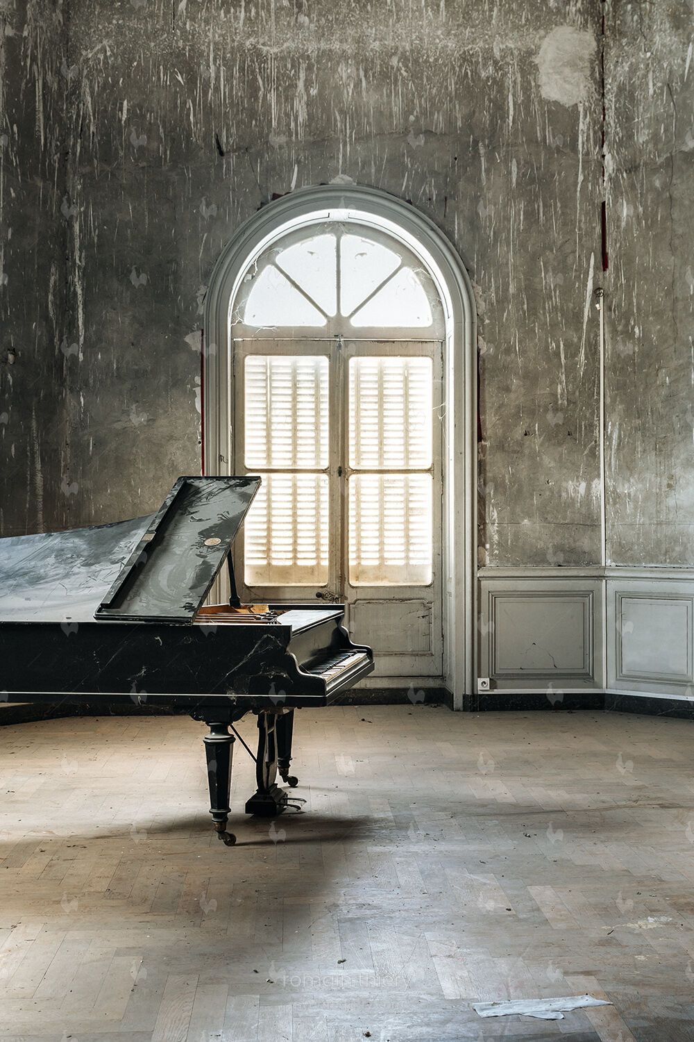 Requiem pour pianos 85