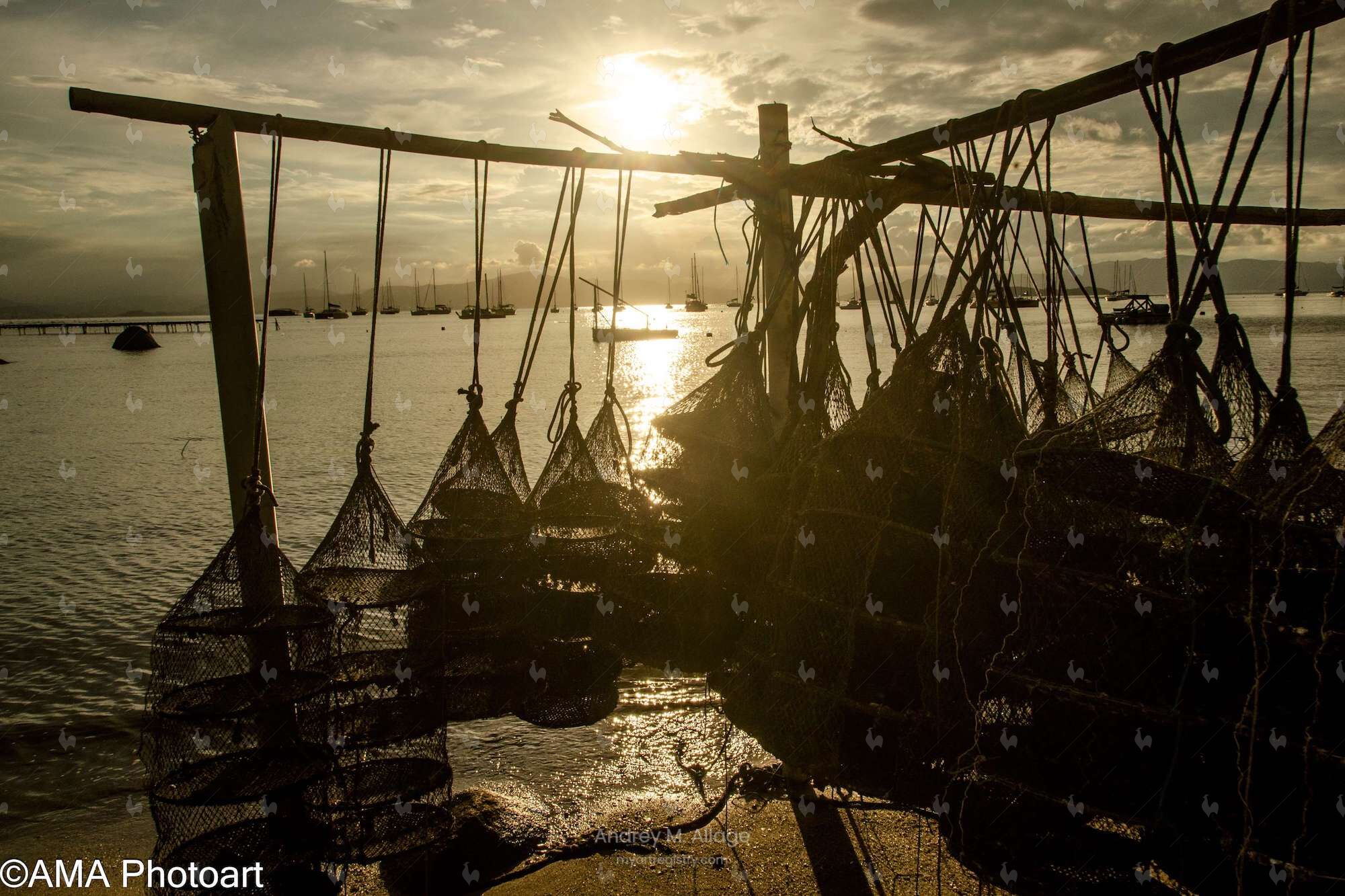 ENTARDECER DOURADO