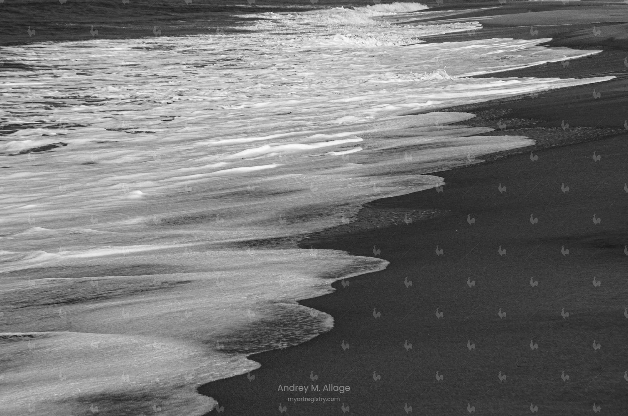 INFINITE WAVES