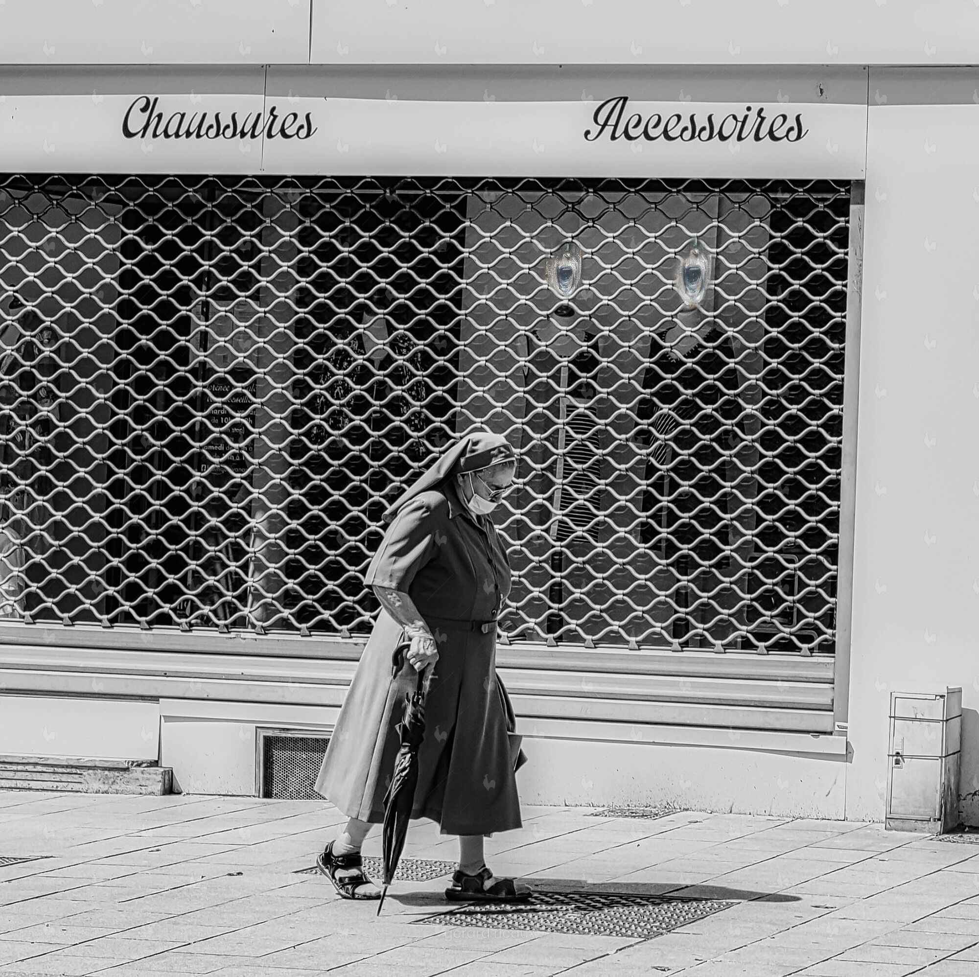 victime de la mode / victim of fashion