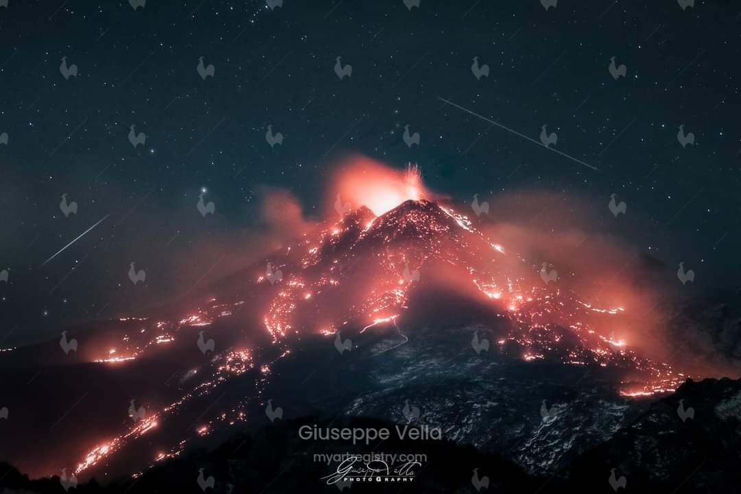 Etna gives emotions