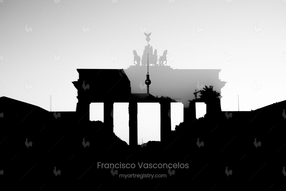 "Berlin Multiverse Noir #01"